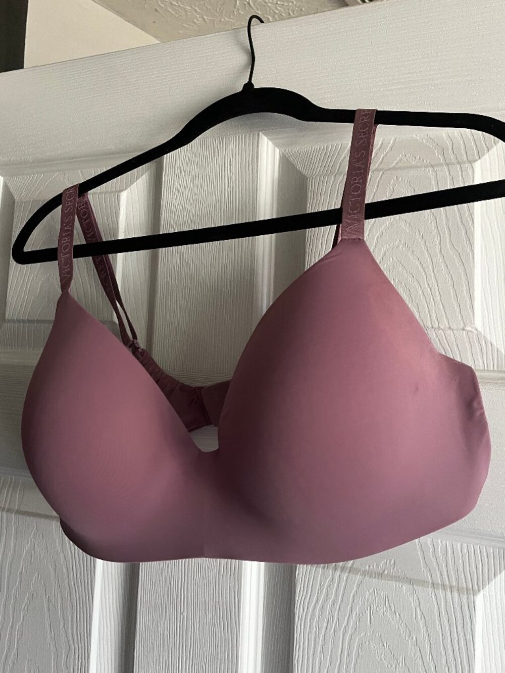 PINK Light Purple Victoria's Secret Bra Fully Padded Wireless sz 38 DD